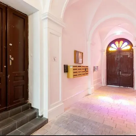 Old Town - Daj Sobie Spokoj דירה קרקוב